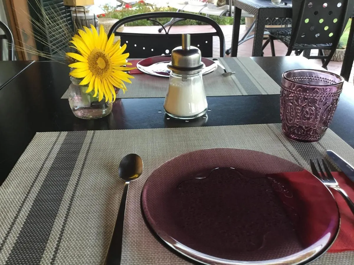 Farm stay Le Siepi Villa Magliano in Toscana