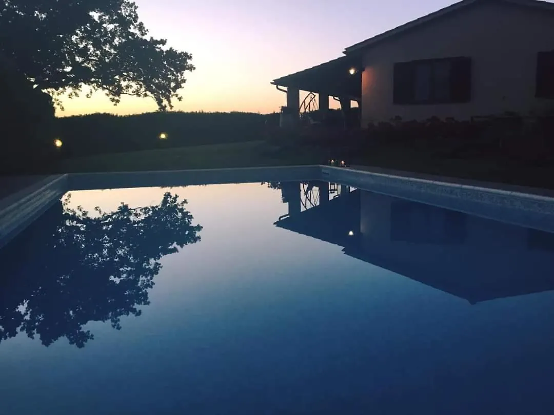 Farm stay Le Siepi Villa Magliano in Toscana Italy